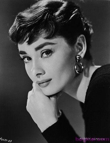Audrey-Hepburn-saç-rengi (1)